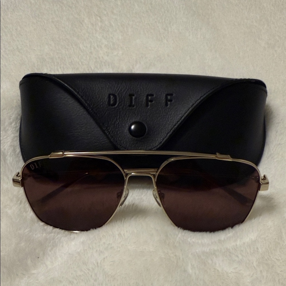 Diff Eyewear Silver Frame Sunglasses with Brown Lenses